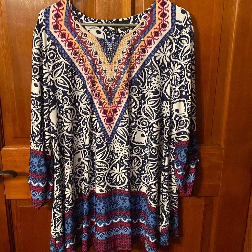 NEW DIRECTIONS TUNIC SIZE XL